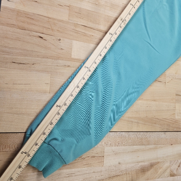 Women’s FIGS Scrubs Technical Top & Joggers Pants Matching Set Top XXS Pant XS - Picture 9 of 9